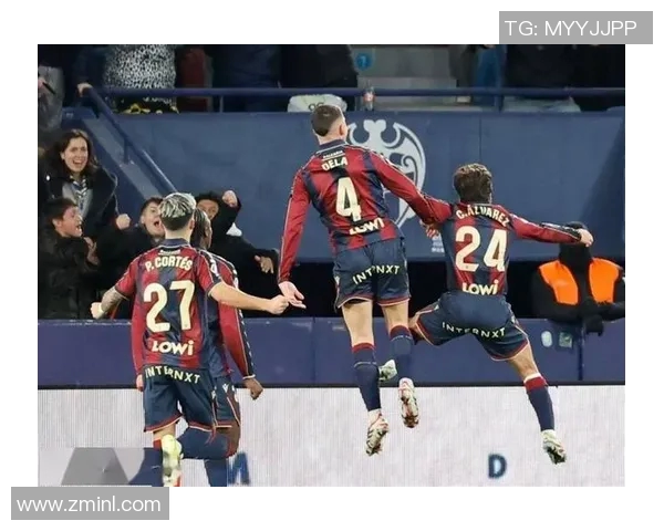 足球明星激情瞬间大揭秘扔球衣背后的故事与精彩视频合集